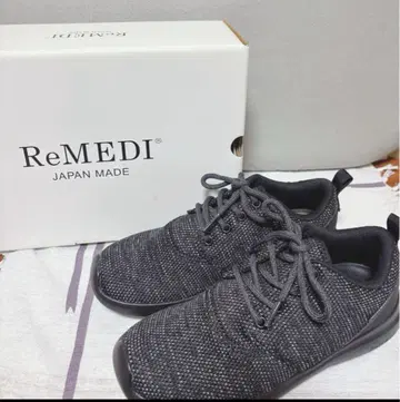 새상품 ReMEDI 외반모지 대응 경량 통기성 스니커즈 22.5
