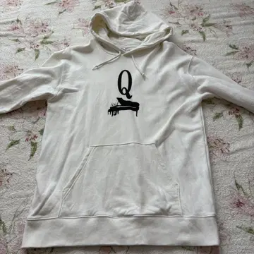 에반게리온 Q 후드티