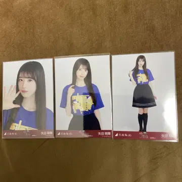 노기자카46 브로마이드 야다 모에카