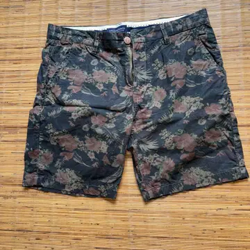 TALLDEGE&CO 플로럴 패턴 숏 팬츠 허리 96cm 정도