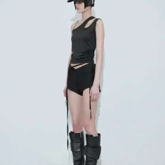 【BOHEMIAN SEOUL】25ss BACK HOOKED SHIRRING T BOHEMIAN SEOUL | 보헤미안서울 BACK HOOKED SHIRRING T