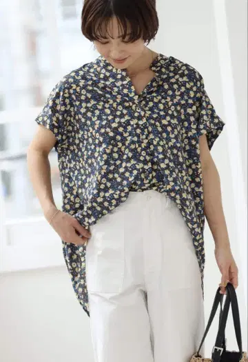 JOURNAL STANDARD relume 꽃무늬 반팔 블라우스