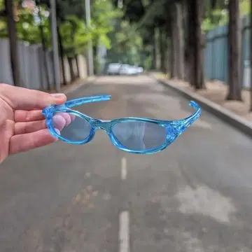 오클리 Four S Blue 2001년 제작
