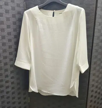 스트로베리 필드 블라우스 반소매 화이트