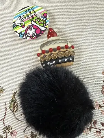 칸카라 티켓 케이크 넥스트랩