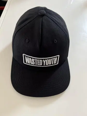 WASTED YOUTH 블랙 캡