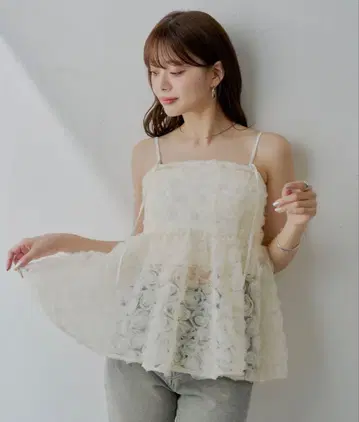 로즈 튤 페플럼 블라우스 치코