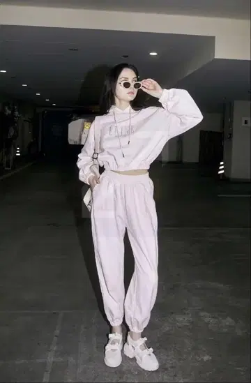 epine 에피누 맨투맨 셋업 핑크