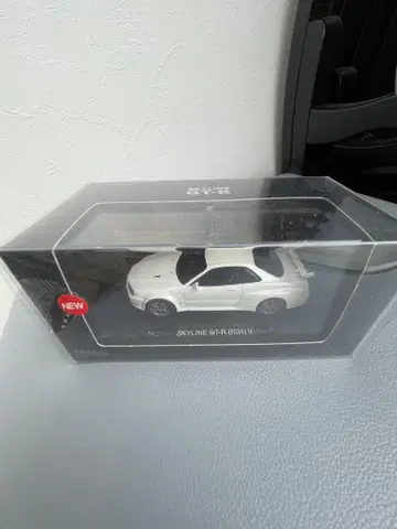 NISSAN SKYLINE GT-R (R34) Vspec II 화이트