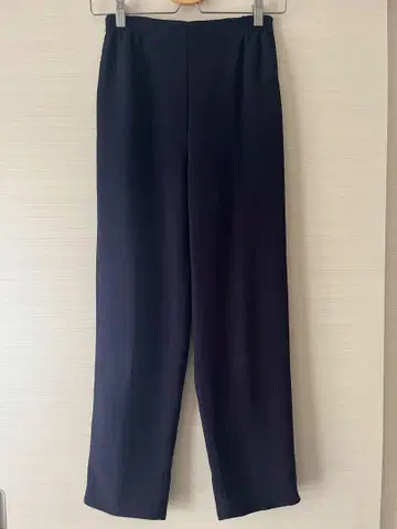 크레이프 원단 팬츠 네이비