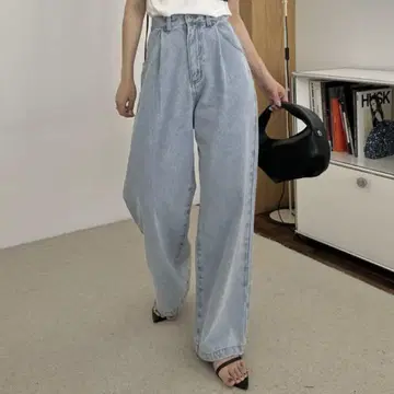 카프리 쉘 마쥬 턱 와이드 데님 사이즈 36