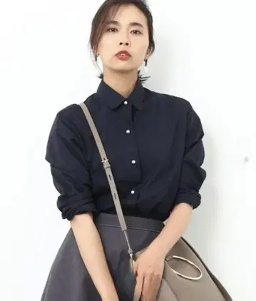 ROPE 네이비 펄 버튼 긴팔 셔츠
