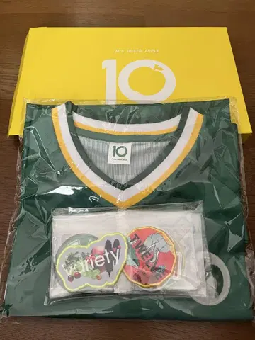 Mrs. GREEN APPLE 10 게임 셔츠 및 와펜