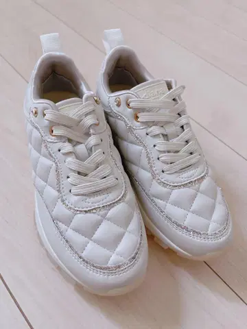 [다이애나] 플러스 스니커즈 23cm