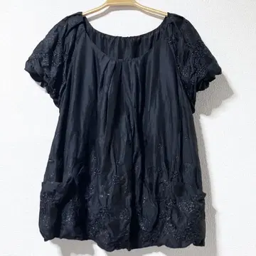 이타리야 블랙 자수 튜닉 반팔 벌룬 밑단 소매 고급 코튼 라메 자수