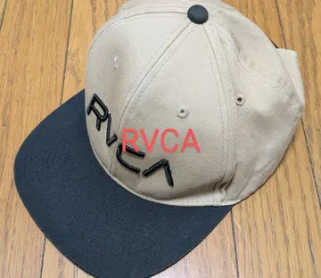 새상품급 RVCA 야구 모자 베이지/블랙
