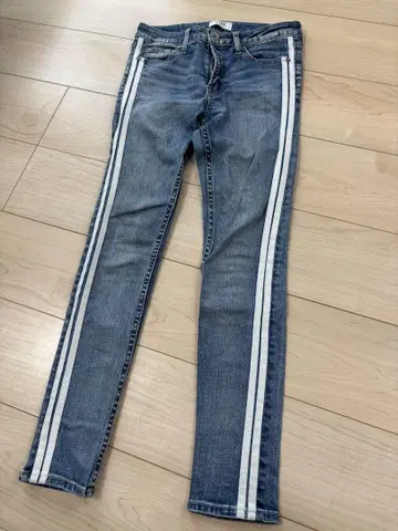 GYDA 스트라이프 스키니 데님 블루
