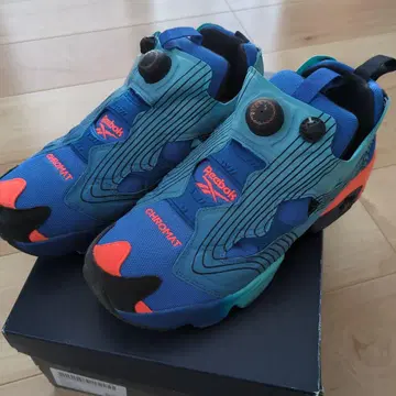 리복 Instapump Fury 블루/오렌지