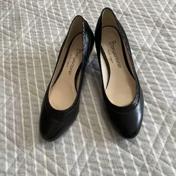 Borneoliver 블랙 플레인 펌프스 미사용 새상품 23.5cm