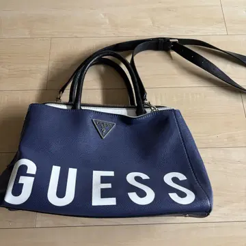 GUESS 네이비 숄더백