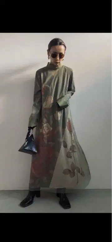 AMERI 아메리빈티지 3WAY ALYSSA SMOCK DRESS 시어