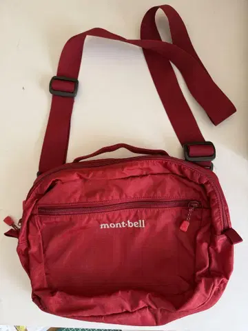 mont-bell 트래블 숄더백 빨간색