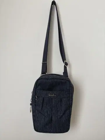 비사이유 발수 "턱과 플리츠"가 넉넉한 수납 스마트폰 미니백