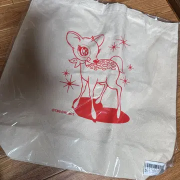 금 스마의 토트백