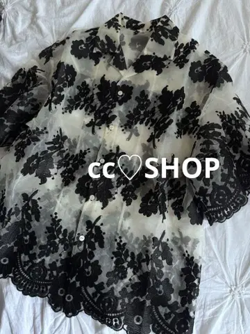 클라네 SHEER FLOWER LACE SHIRTS