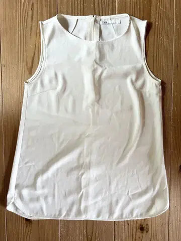 Plage 화이트 슬리브리스 탑