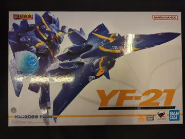 반다이 DX 초합금 YF-21(가루도 고아 보우만 기체)