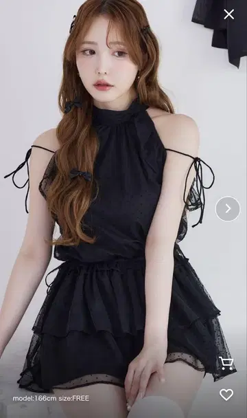 NICE CLAUP 아메슬리 프릴 미니 원피스