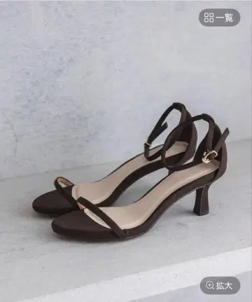내로우 스트랩 힐 샌들