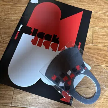 카토 신고 Black Rabbit 팜플렛과 마스크 세트