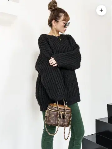 Glam Lips 메쉬 KNIT 풀오버