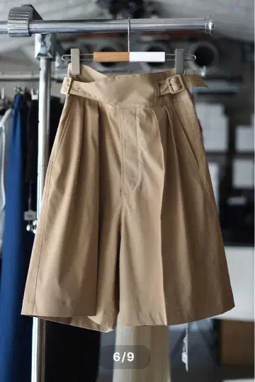 미사용 새상품 HYKE UNIDYNE GURKHA SHORTS 하프 팬츠