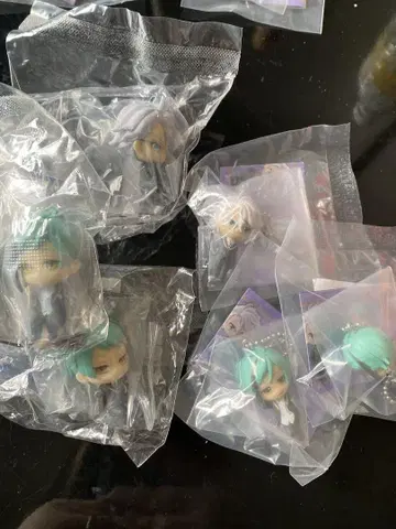 트위스트 앉게 하는 부대 스윙 마스코트