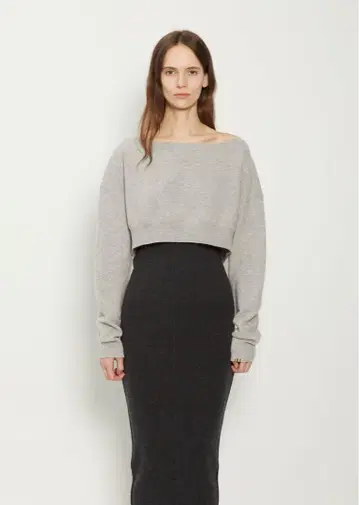 미사용 새상품 EXTREME CASHMERE short pullover