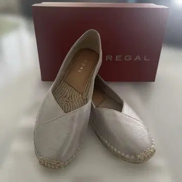 REGAL 실버 슬립온 23.5cm