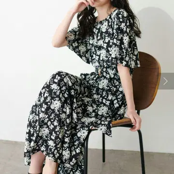 플레어 소매 두꺼운 벨트 원피스