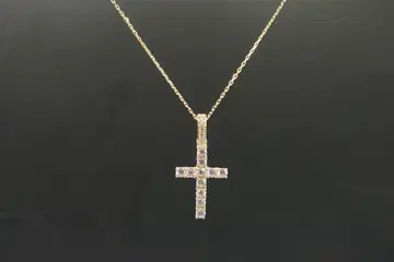 컨디션 최상 아바란치 K10 크로스 목걸이 펜던트 액세서리