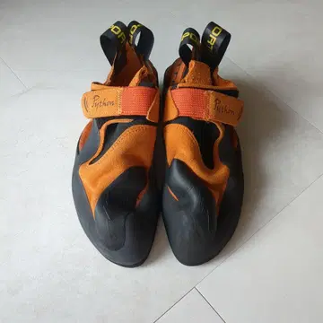 La Sportiva Python 클라이밍 신발