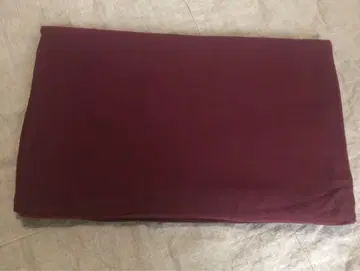 백초 살롱  겹친 살롱  크림슨