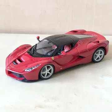 브라고 1/24 페라리 라 페라리 LaFerrari