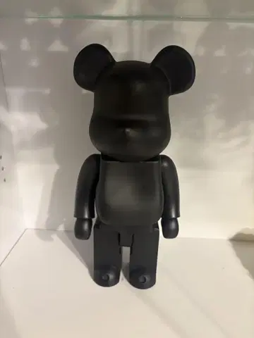 베어브릭 블랙 400%