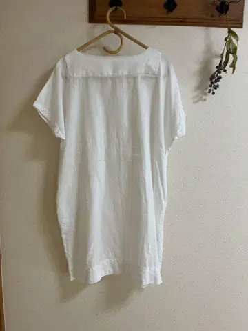네스트로브 린넨 튜닉