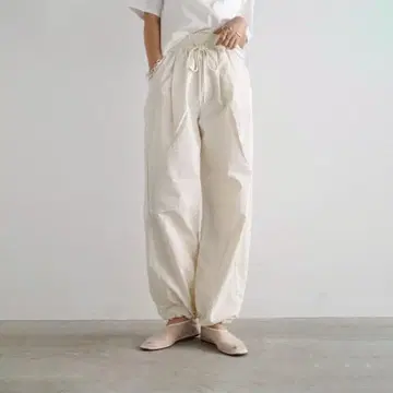 새상품 시마무라 hideka 볼륨 나일론 배럴 팬츠
