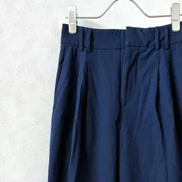 자라 슬랙스 센터 프레스 포켓 부착 허리밴딩 심플