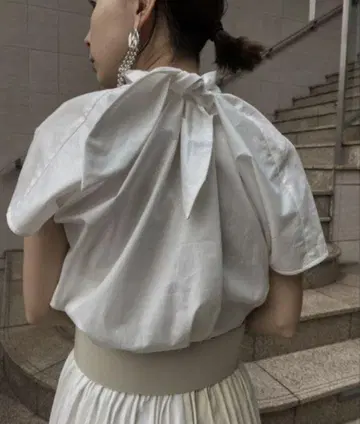 AMERI 2웨이 백워드 셔츠