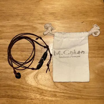 M.Cohen의 페더 팔찌